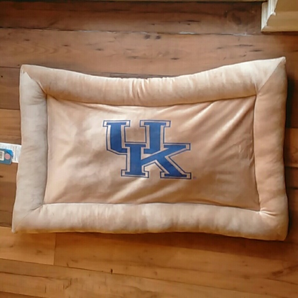 UK pet bed - Picture 1 of 1